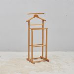 1431 3178 VALET STAND